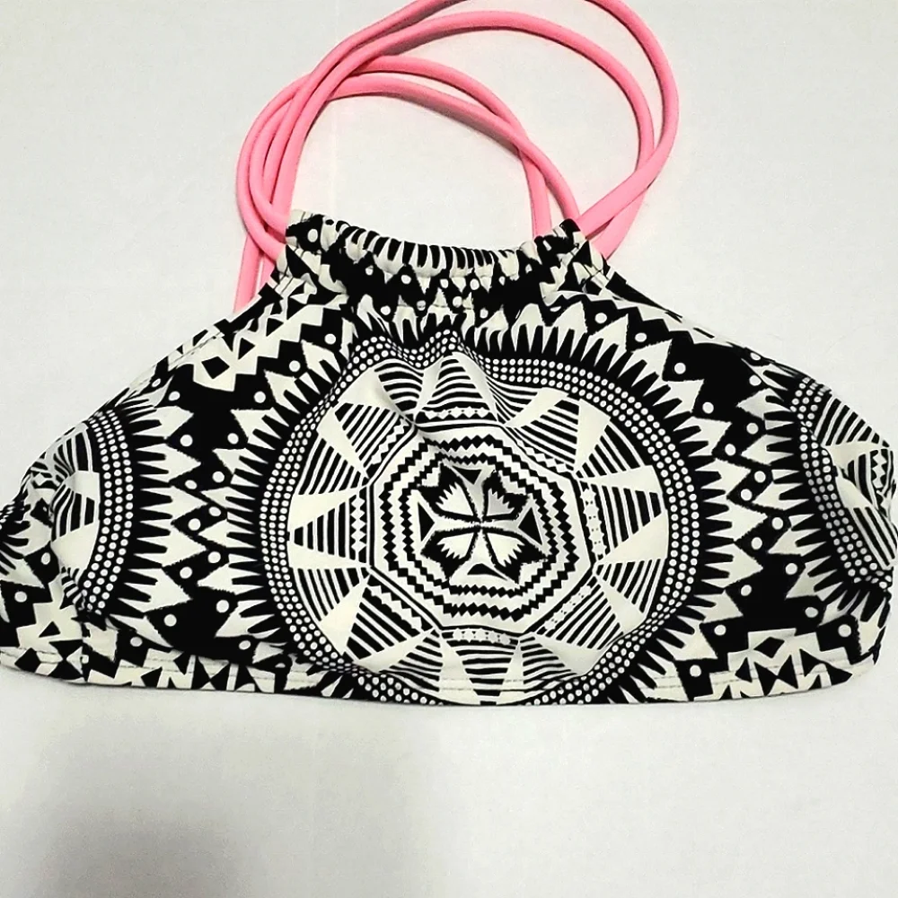 Xhilaration Black & Off White Boho Print High Neck Bikini Top XS